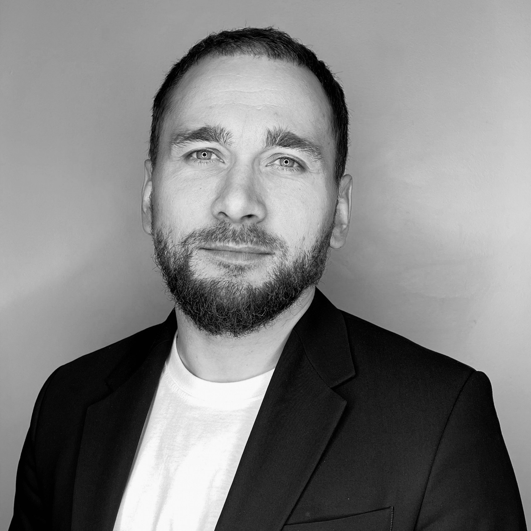 Максим сергеев стилист